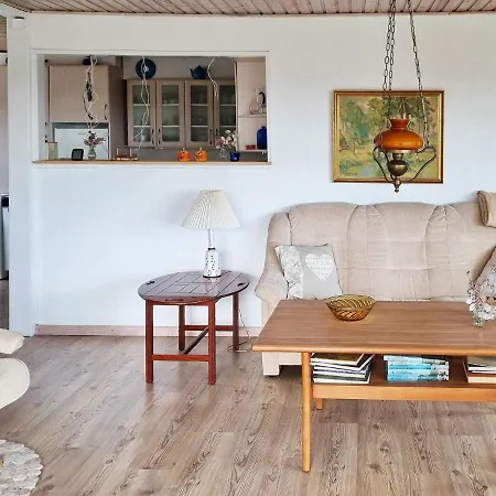Nyaraló 7 Person In Hojslev-by Traum Højslev